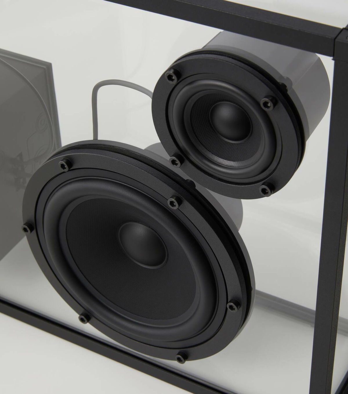 Transparent Transparent speaker
