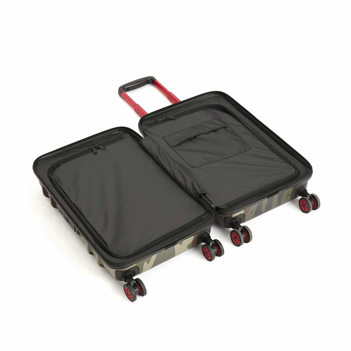 Eastpak Resist'r Zip Case - Cabin in Camo 