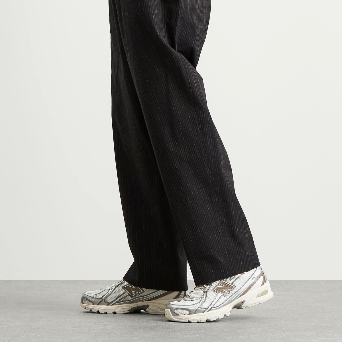 New Balance U740MU2 Sneaker in Sea Salt