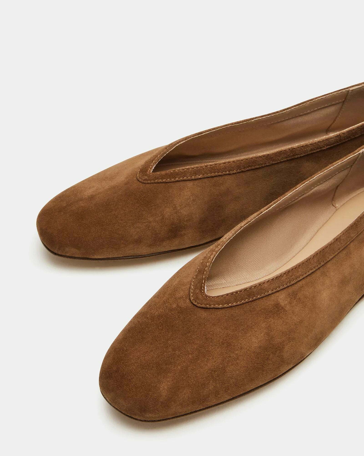 Steve Madden Leni Flats in Tan