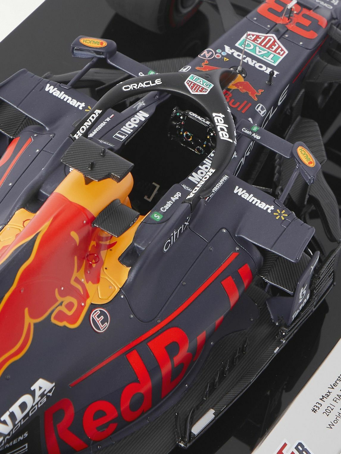 Amalgam Collection - Red Bull Racing Honda RB16B Max Verstappen (2021) 1:18 Model Car
