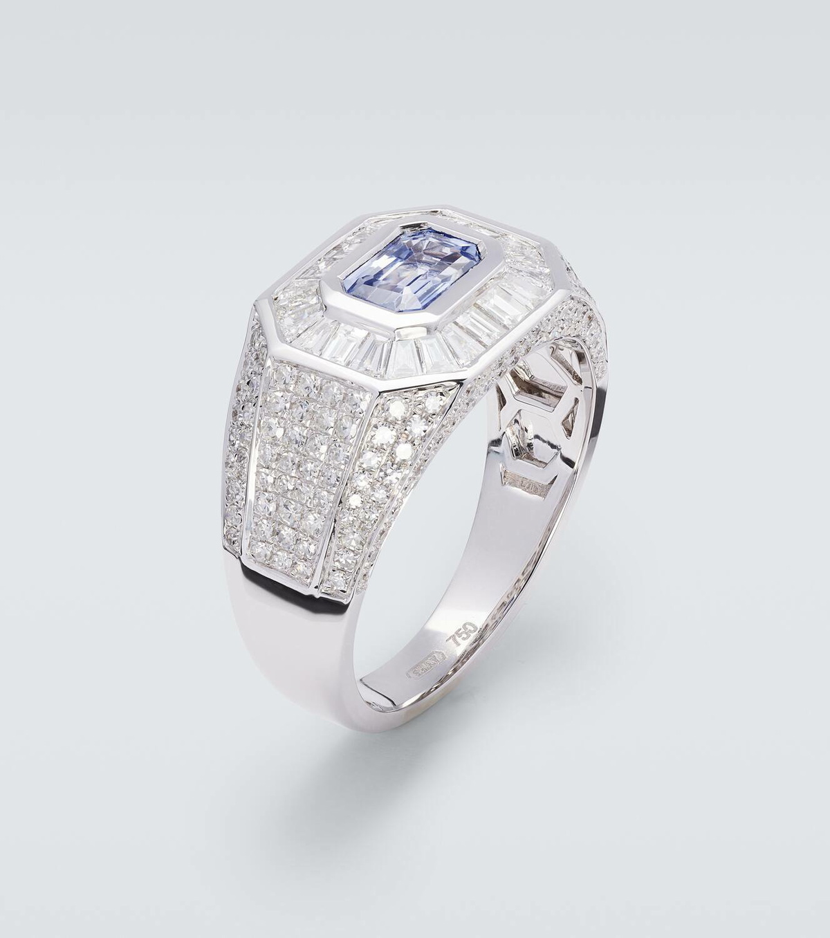Shay Jewelry 18kt white gold ring with sapphire and diamond