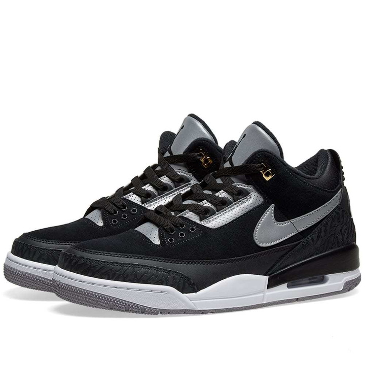 Photo: Air Jordan 3 Retro Tinker Hatfield