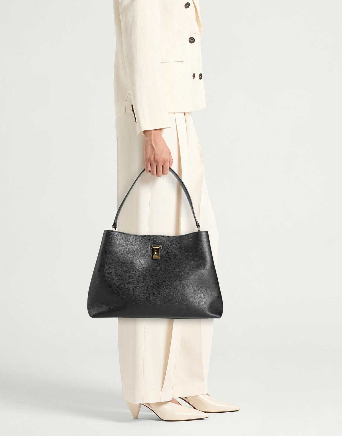 Bally Womens Shoulder bag in Black