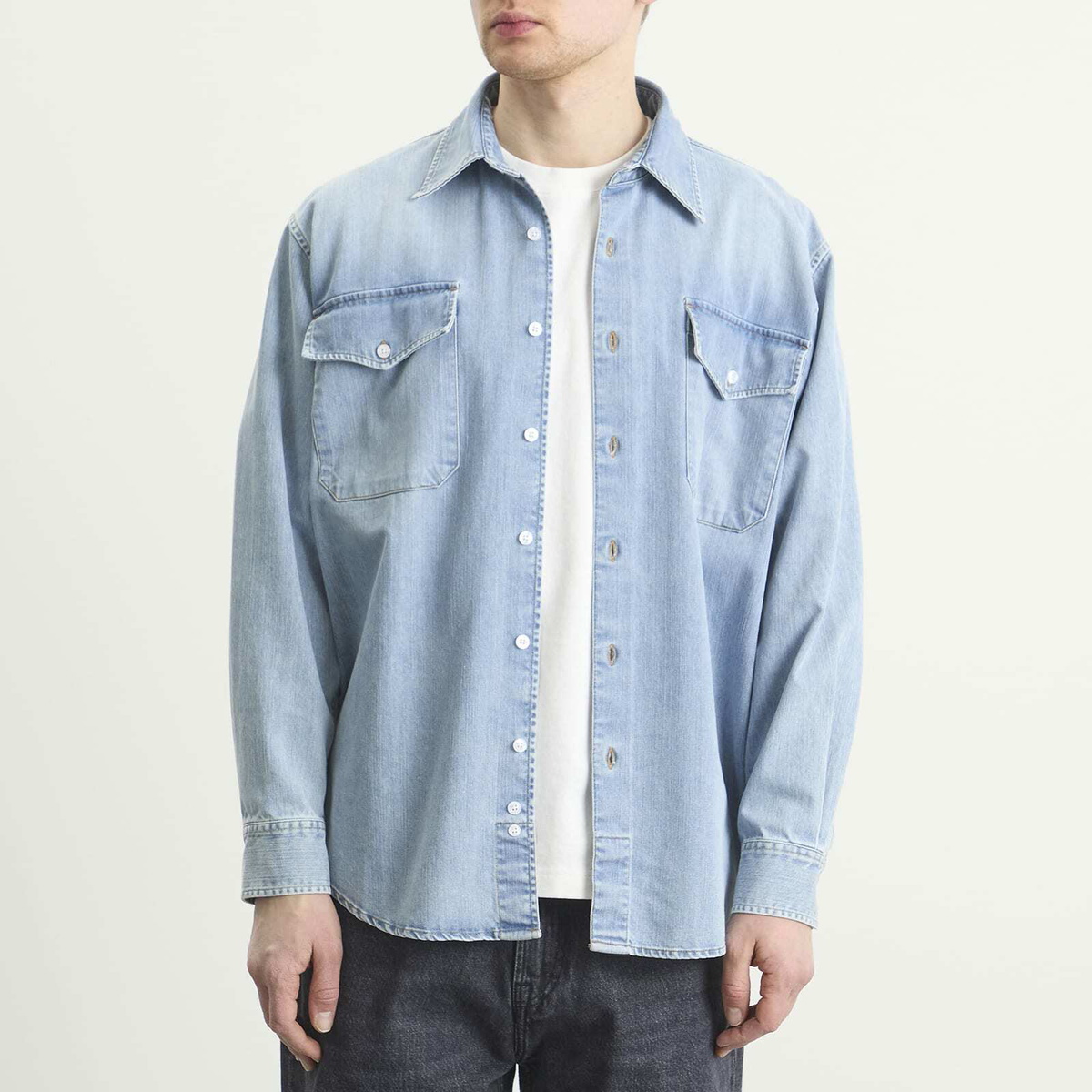 Carter Young Men's Washed Denim Utility Hugo Shirt in Bruce Wash