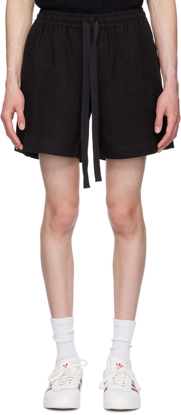 Photo: COMMAS Black Linen Lounge Shorts