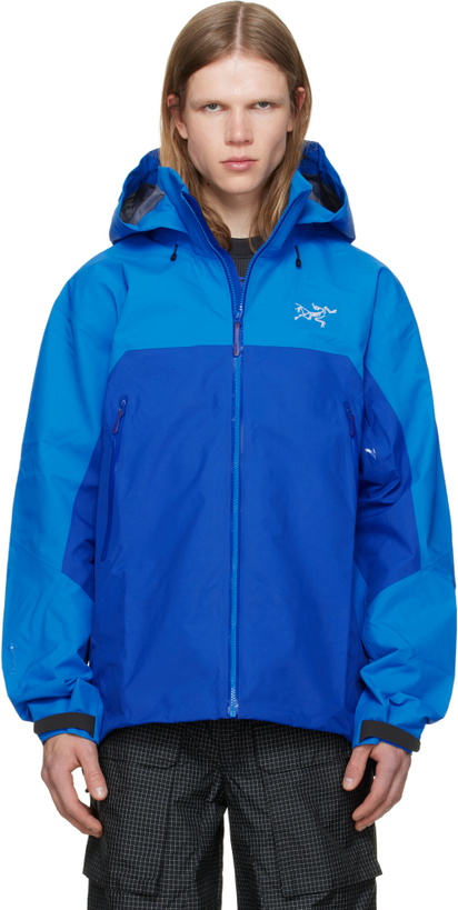 Photo: Arc'teryx Navy Beta AR Jacket