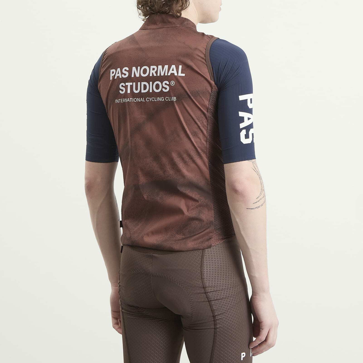 Pas Normal Studios Men's Mechanism Stow Away Gilet in Aop Light Brown