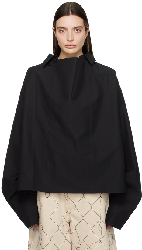 Photo: AIREI Black Paneled Shirt