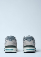 New Balance 991v2 Sneakers
