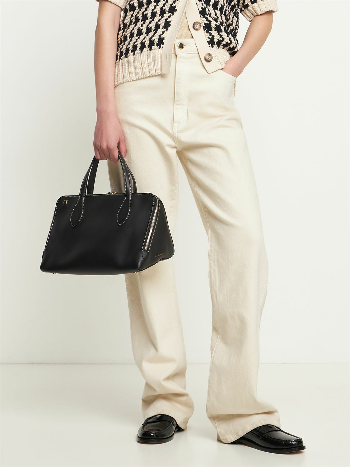 ANYA HINDMARCH - The Wedge Leather Top Handle Bag Anya Hindmarch