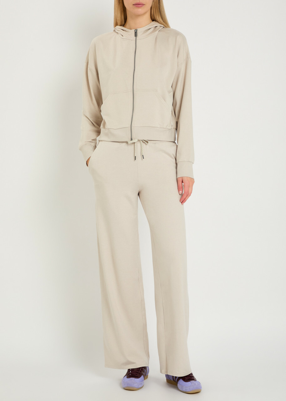 Vuori Halo Modern Hooded Jersey Sweatshirt Ecru