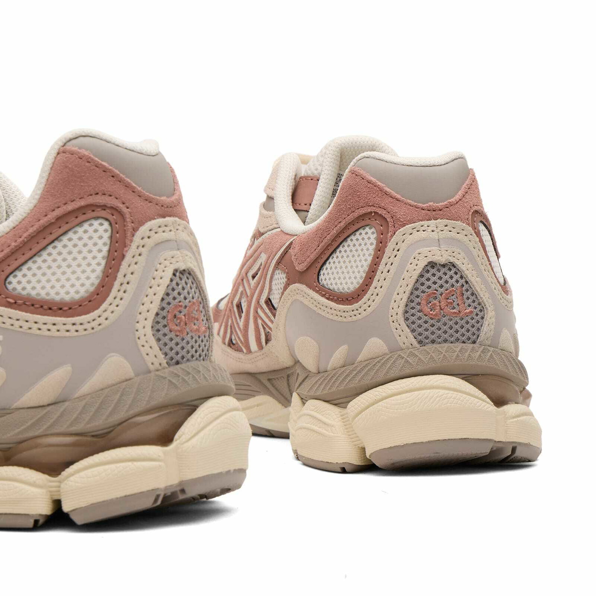 Asics GEL-NYC Sneaker in Cream/Umeboshi