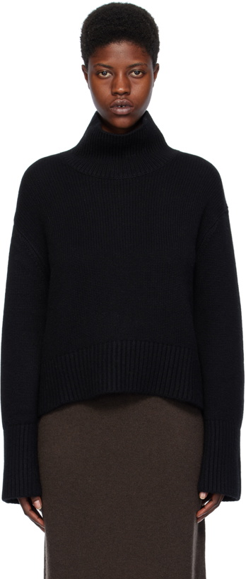 Photo: LISA YANG Black Fleur Turtleneck