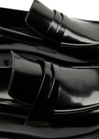 Stuart Weitzman Palmer Bold 40 Glossed Leather Loafers Black