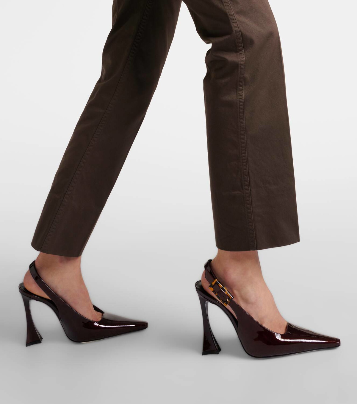 【送料込】Saint Laurent_Dune patent leather slingback pumps Dune patent leather slingback pumps in brown - Saint Laurent