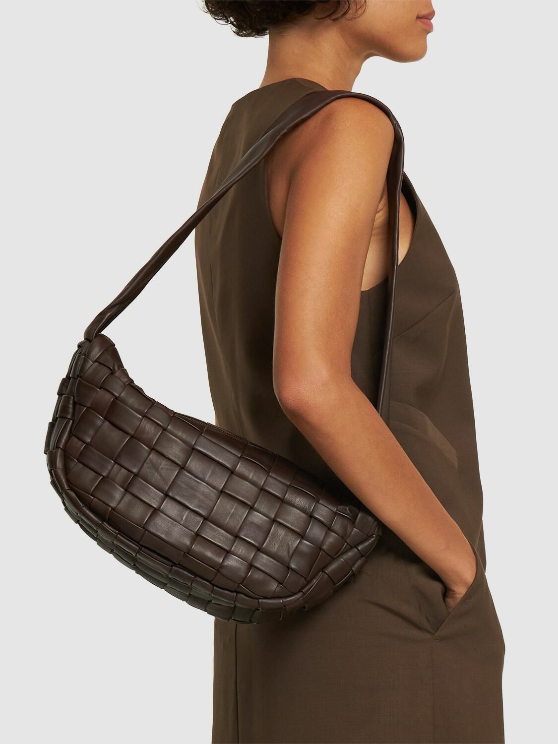 ST.AGNI Crescent Leather Shoulder Bag St. Agni