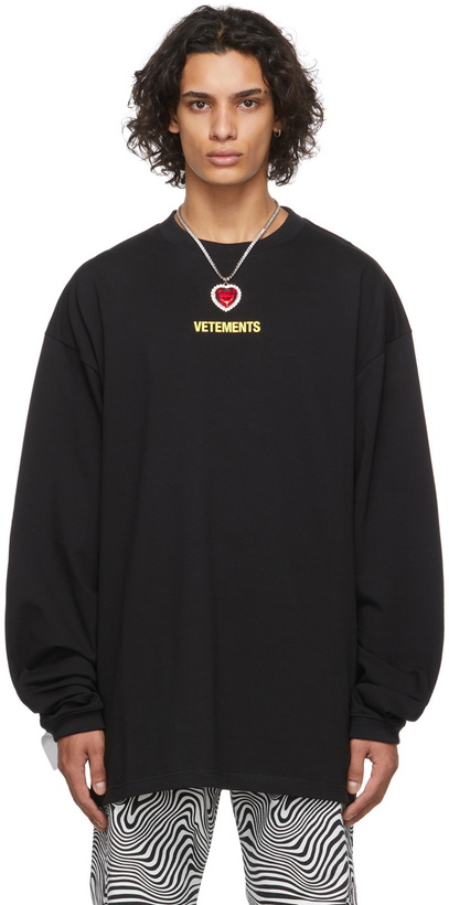 Photo: VETEMENTS Black Logo Label T-Shirt