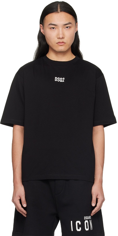Photo: Dsquared2 Black 'DSQ2' T-Shirt