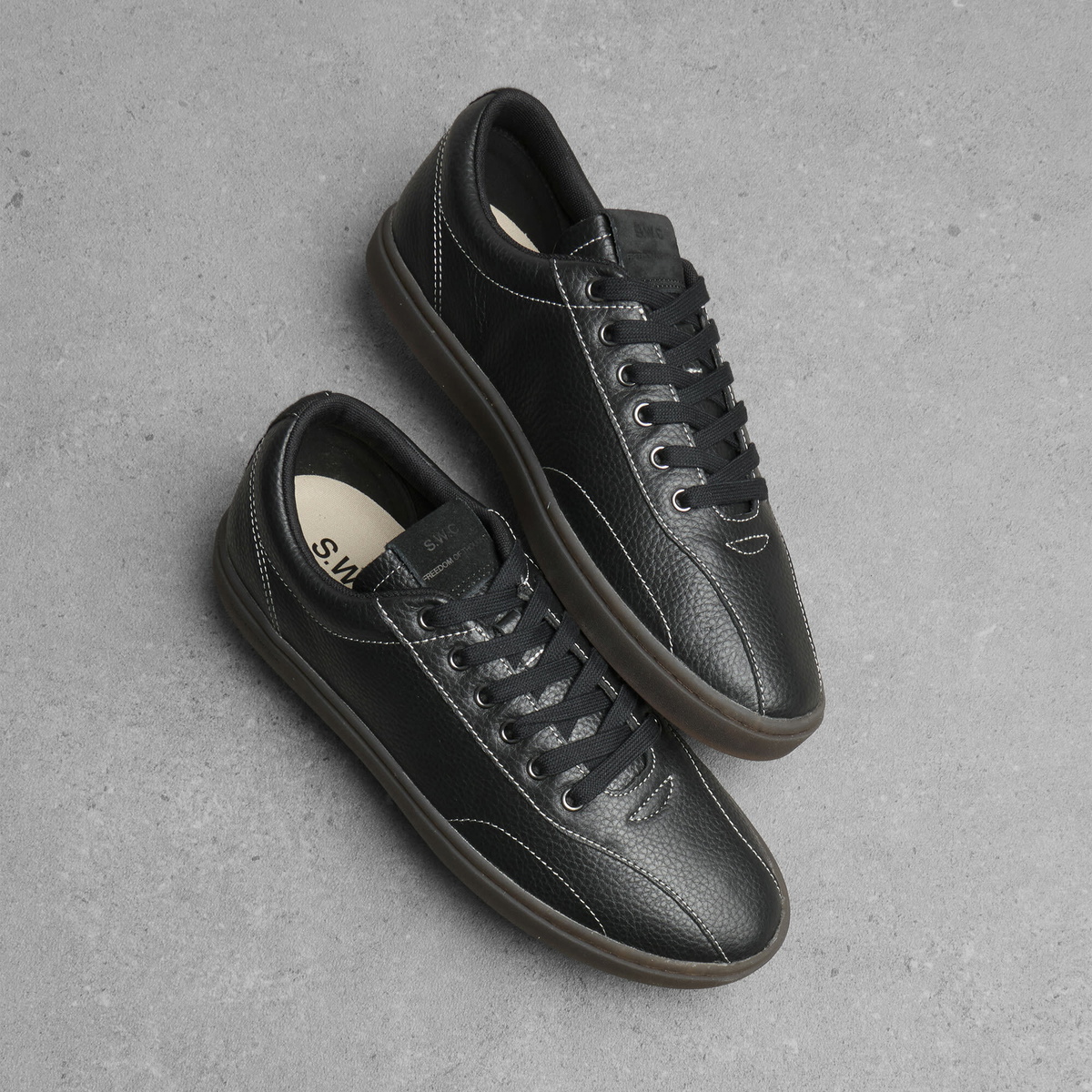 Stepney Workers Club Men's Surma Tumbled Leather Sneaker in Black