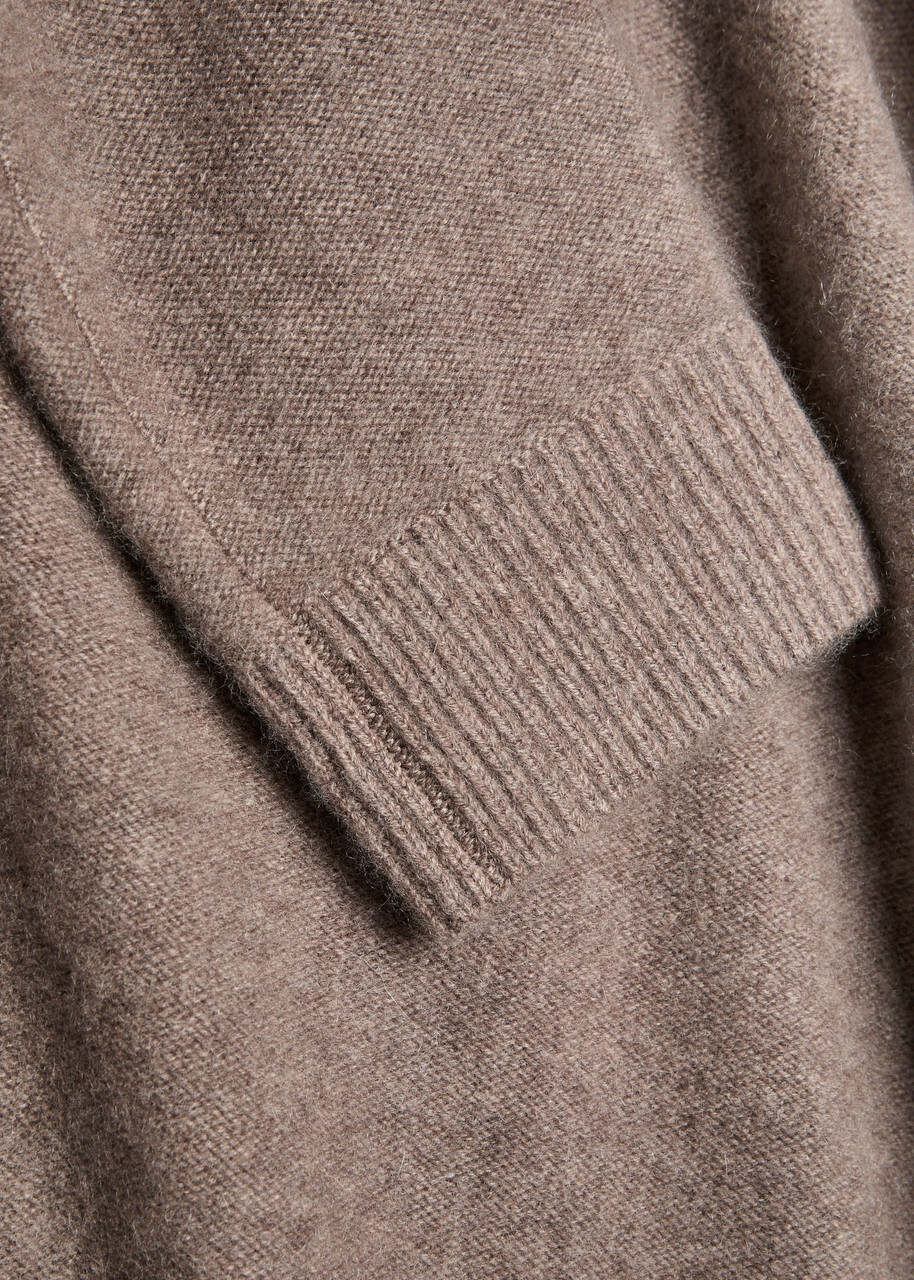 Vince Boiled Cashmere Jumper Beige