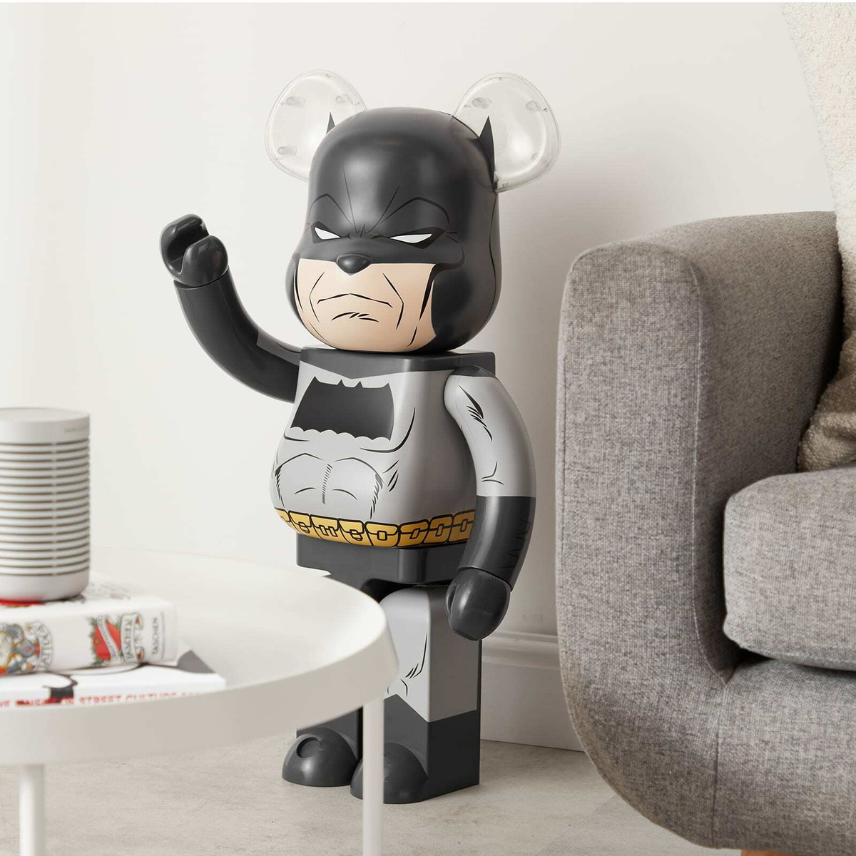 Medicom BE@RBRICK BATMAN (TDKR Ver.) 1000% in Grey Medicom