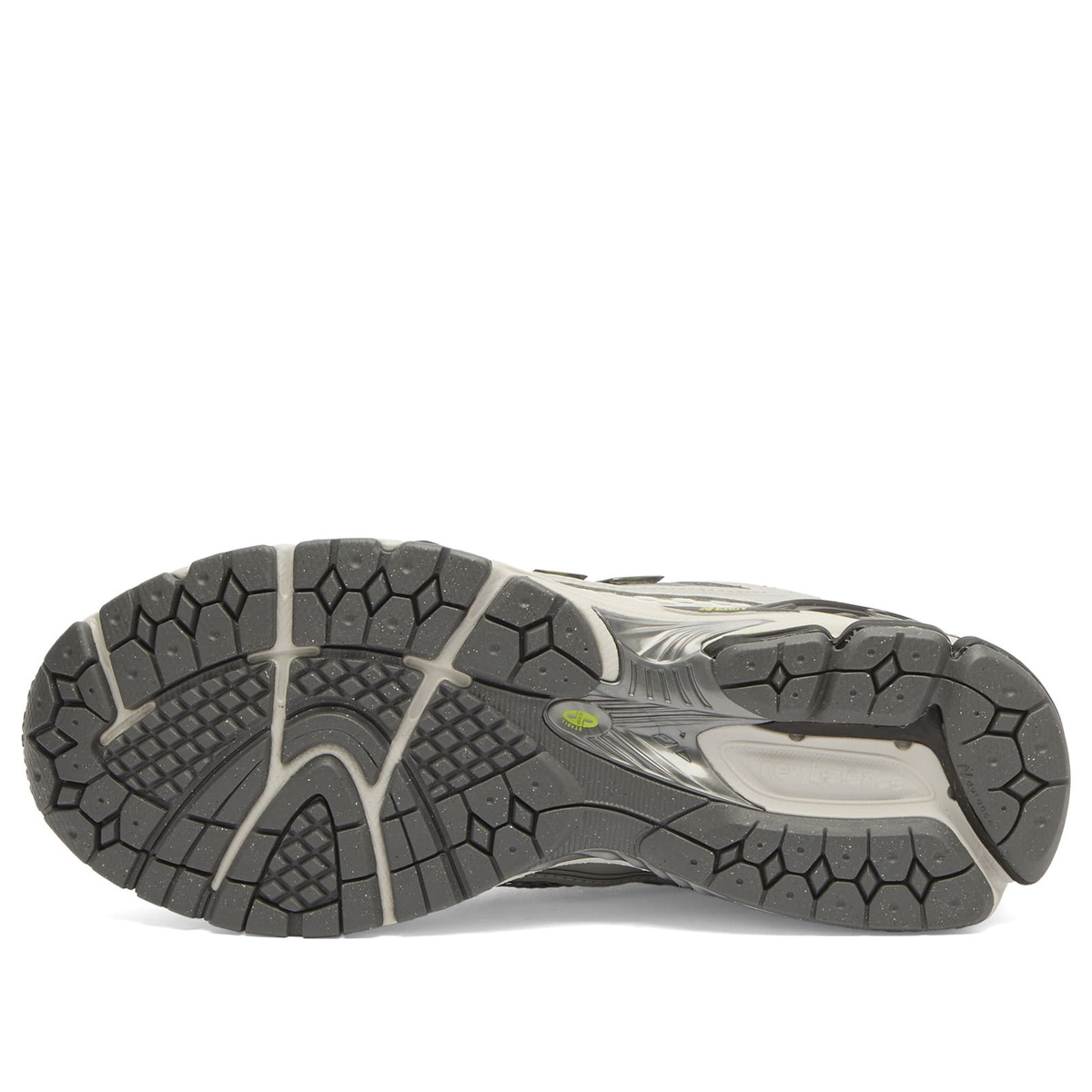 New Balance 1906 Sneaker in Light Silver Metallic/Alkaline Green