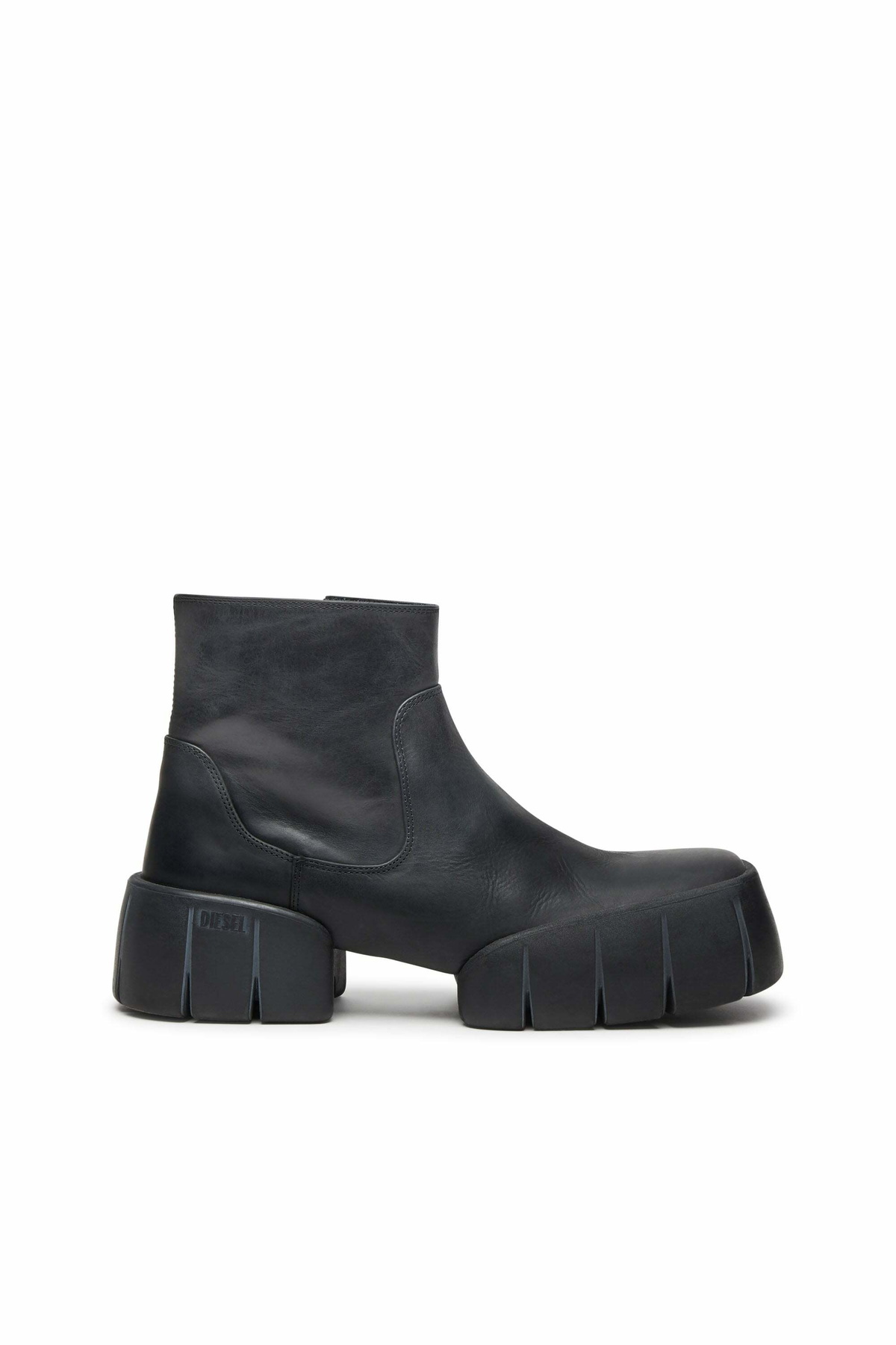 Diesel D-Tex-Oiled leather ankle boots with split sole - Boots Mens in Black