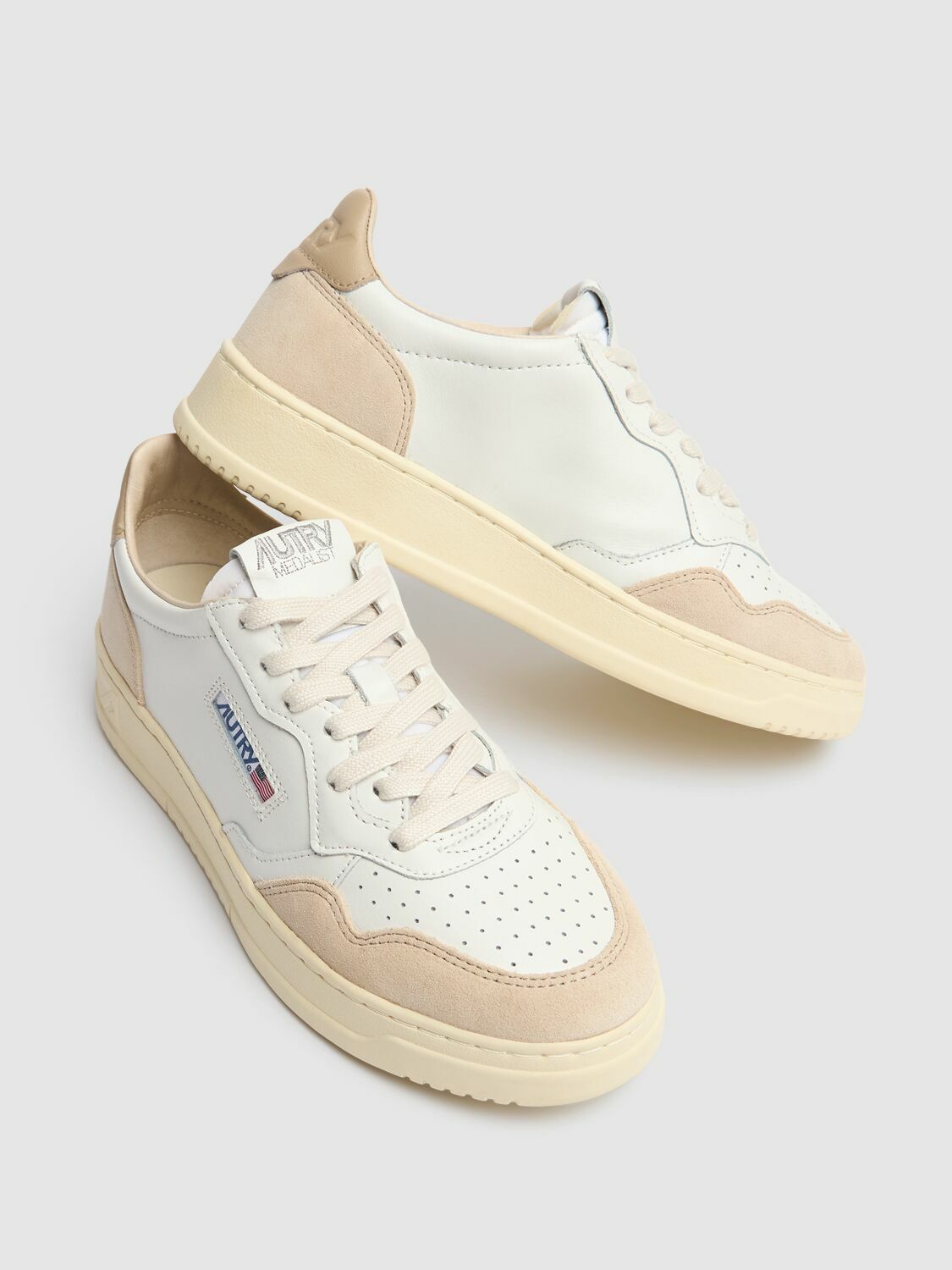 AUTRY Medalist Low Suede Sneakers Autry