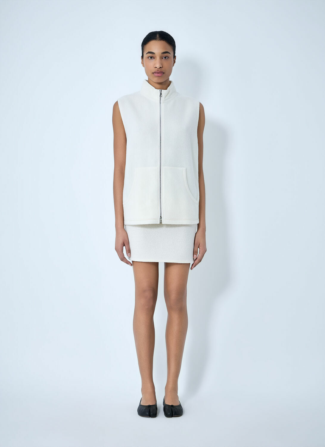RIER Sleeveless Zip Vest