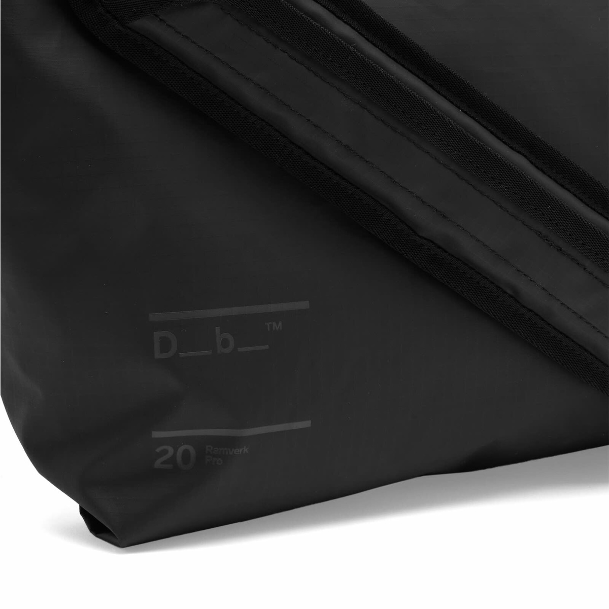 Db Journey Ramverk Pro Sling Bag - 20L in Black Out 