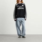 Adidas Adicolor Crew Knit in Black