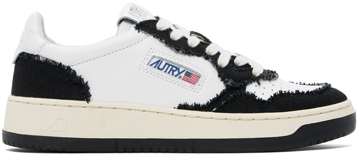 Photo: AUTRY White & Black Two-Tone Medalist Low Sneakers