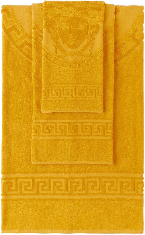 Photo: Versace Yellow Medusa Towel Set