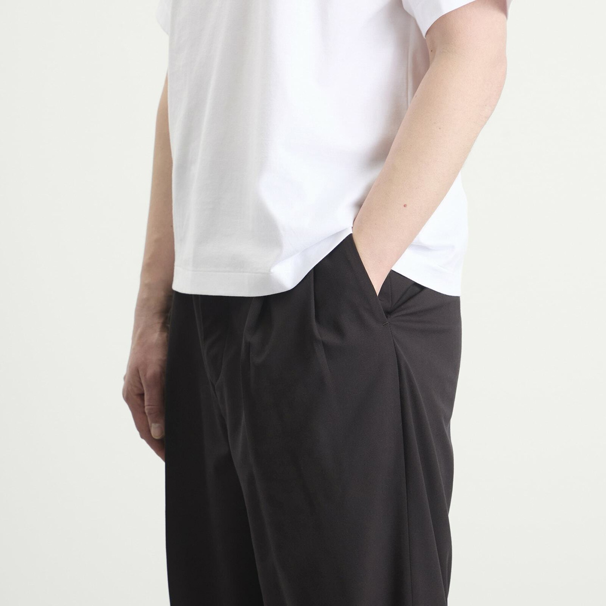 Kaptain Sunshine Men's Wool Poplin Shoecut Trousers in Espresso