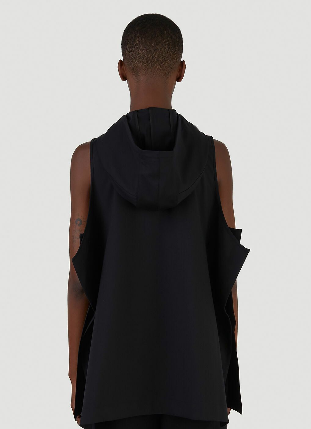 Y´s 23SS WOOL GAUZE SLEEVELESS JACKET 黒1