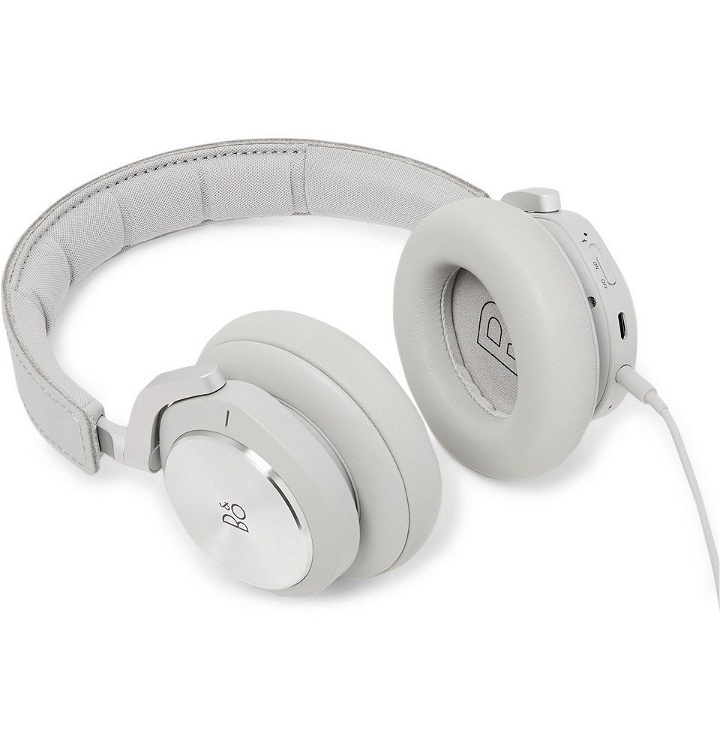 Photo: Bang & Olufsen - Rimowa Limited Edition Beoplay H9i Leather Wireless Headphones - Silver