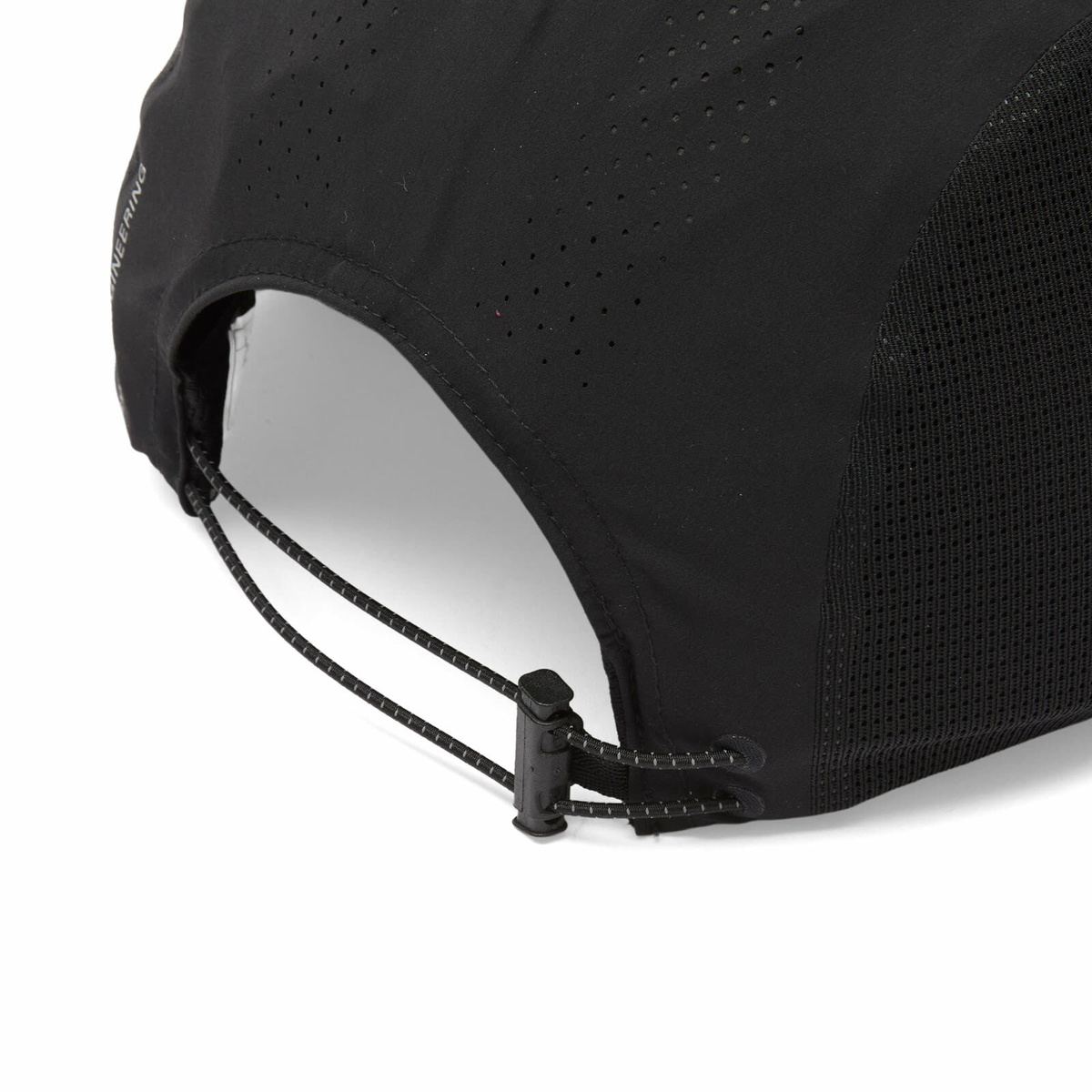 ON Men's Ultra Cap in Black 