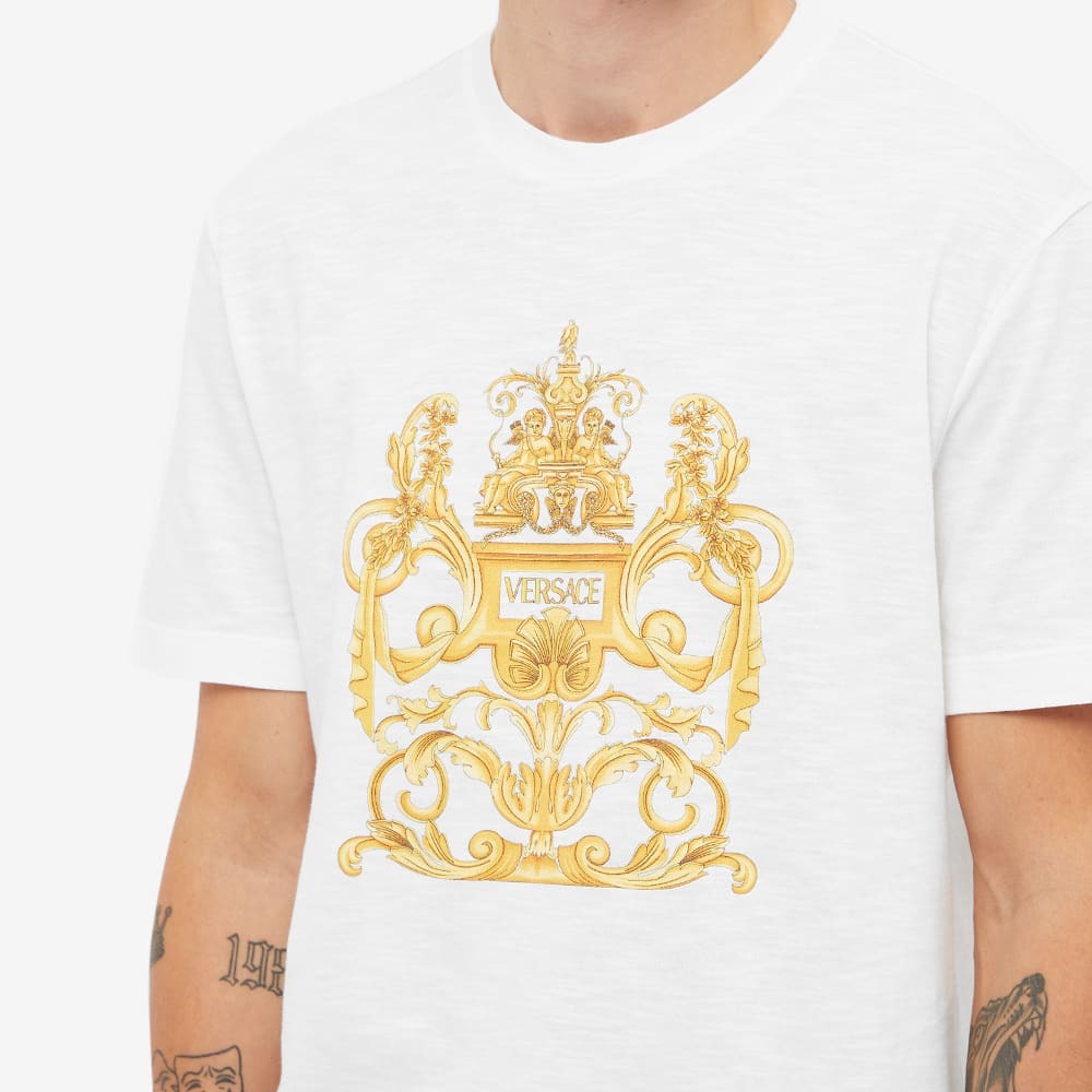 Versace Men's Crest Logo T-Shirt in White/Gold Versace