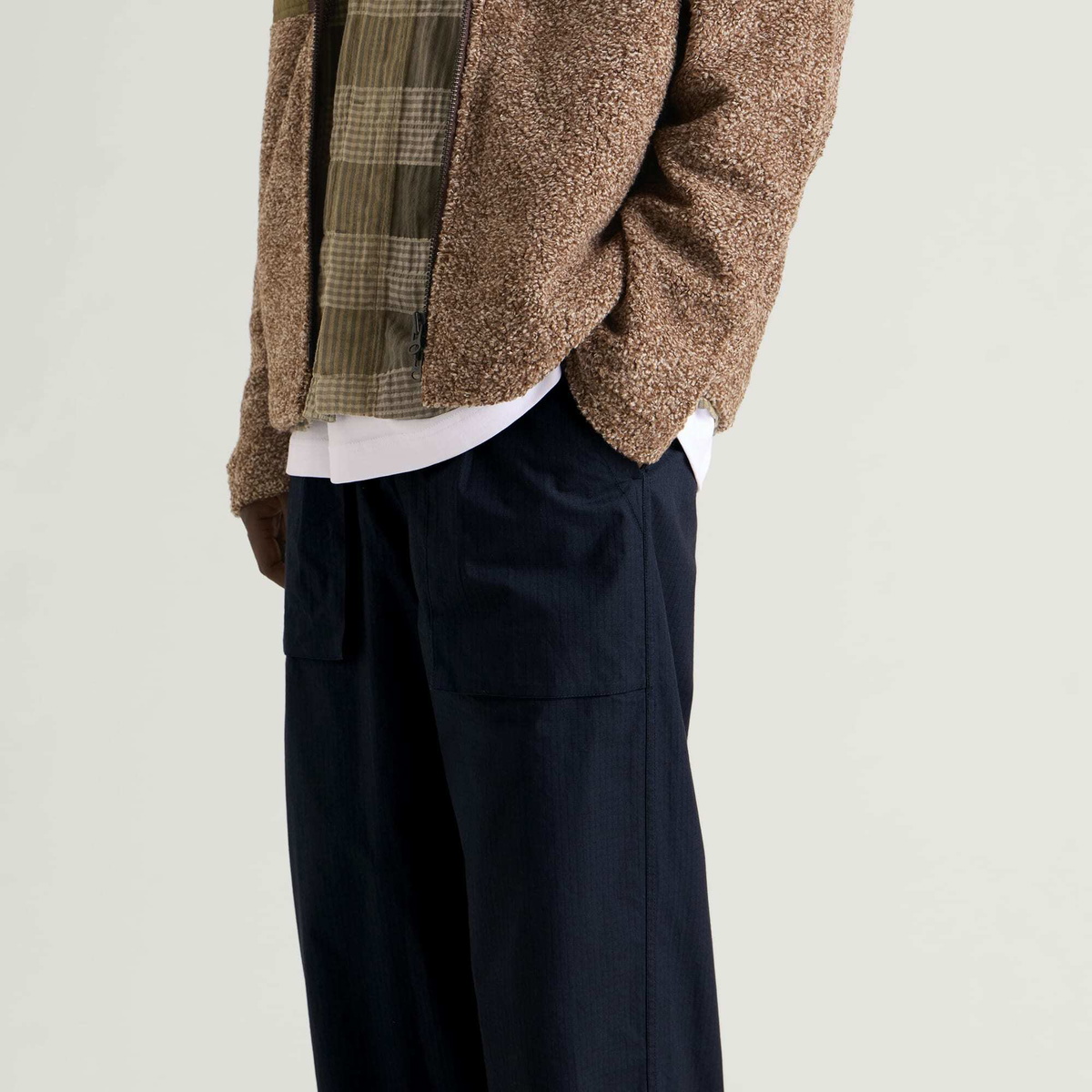 Café Mountain Men's Activity Trousers in Deep Navy