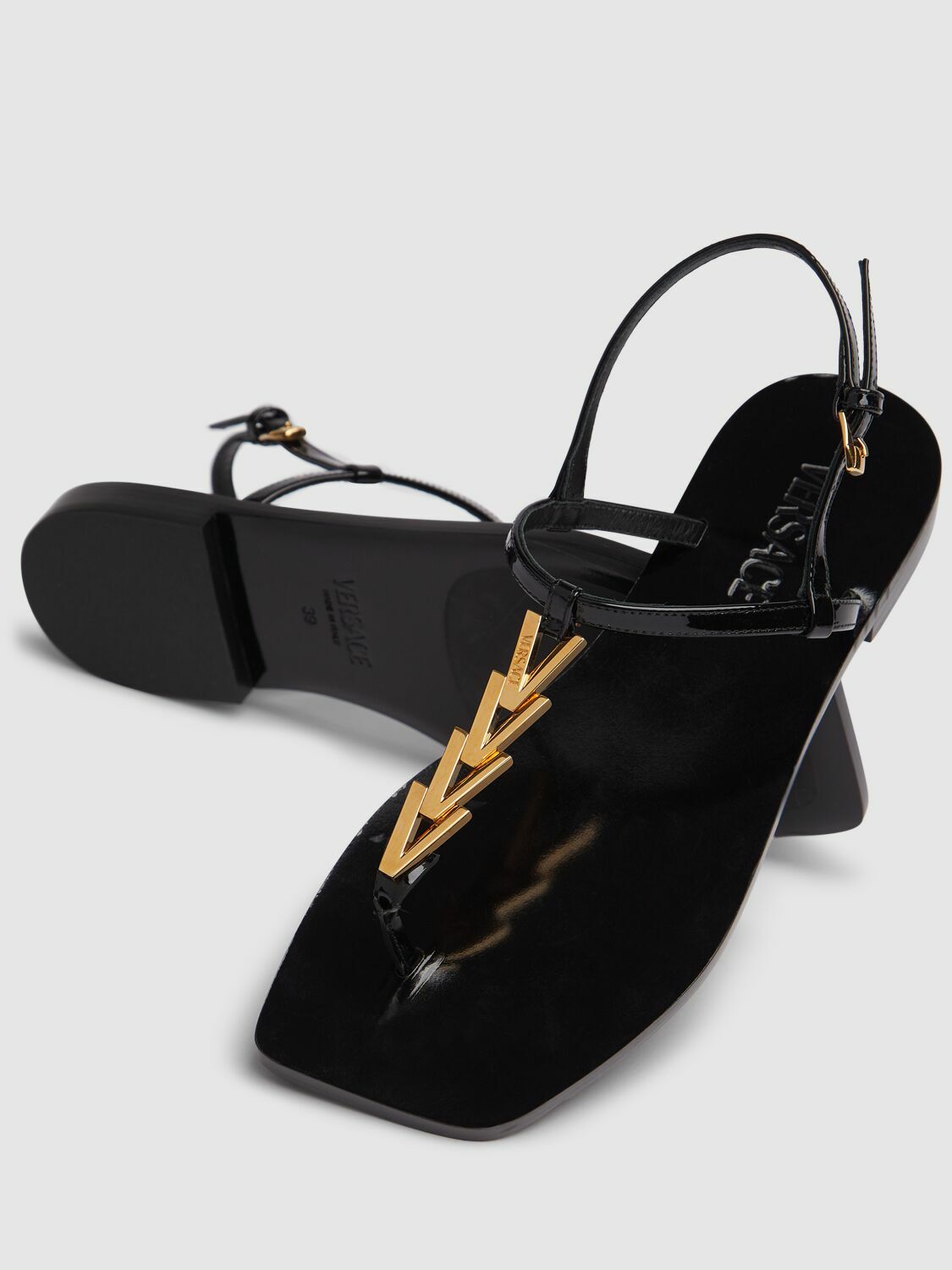 サンダル・ミュール Versace V-chain Leather Sandals VERSACE Medusa Chain Leather Sandals. Size 5 | eBay