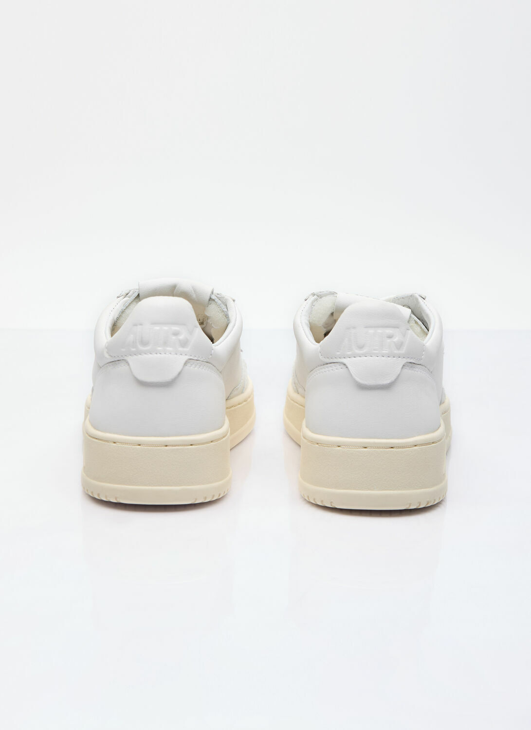 Autry Medalist Low Top Sneakers