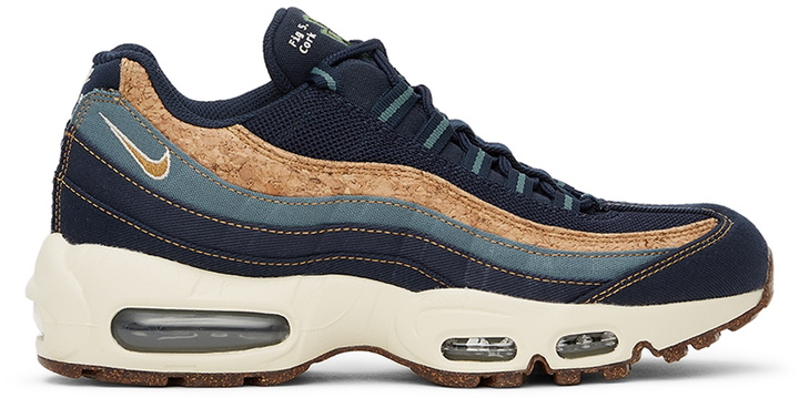 Photo: Nike Navy Air Max 95 SE Sneakers