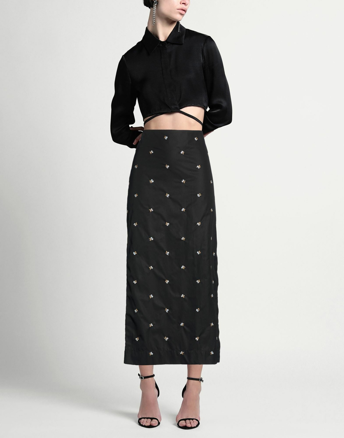 Rier Womens Midi skirt in Black