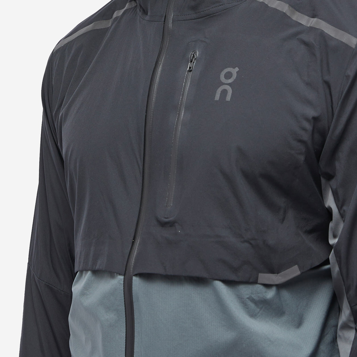 ON Men's Weather Jacket in Blac/Shadow On