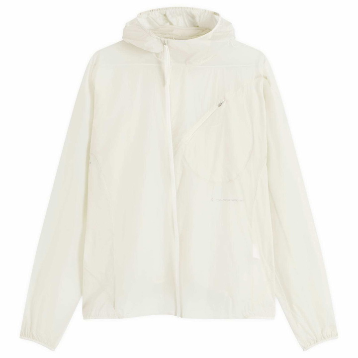 Photo: ON Men's x PAF Zero Jacket in Ice