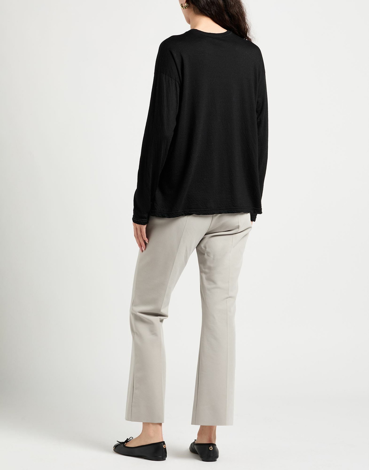 Crossley Womens Sweater in Black