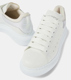 Alexander McQueen Oversized leather sneakers