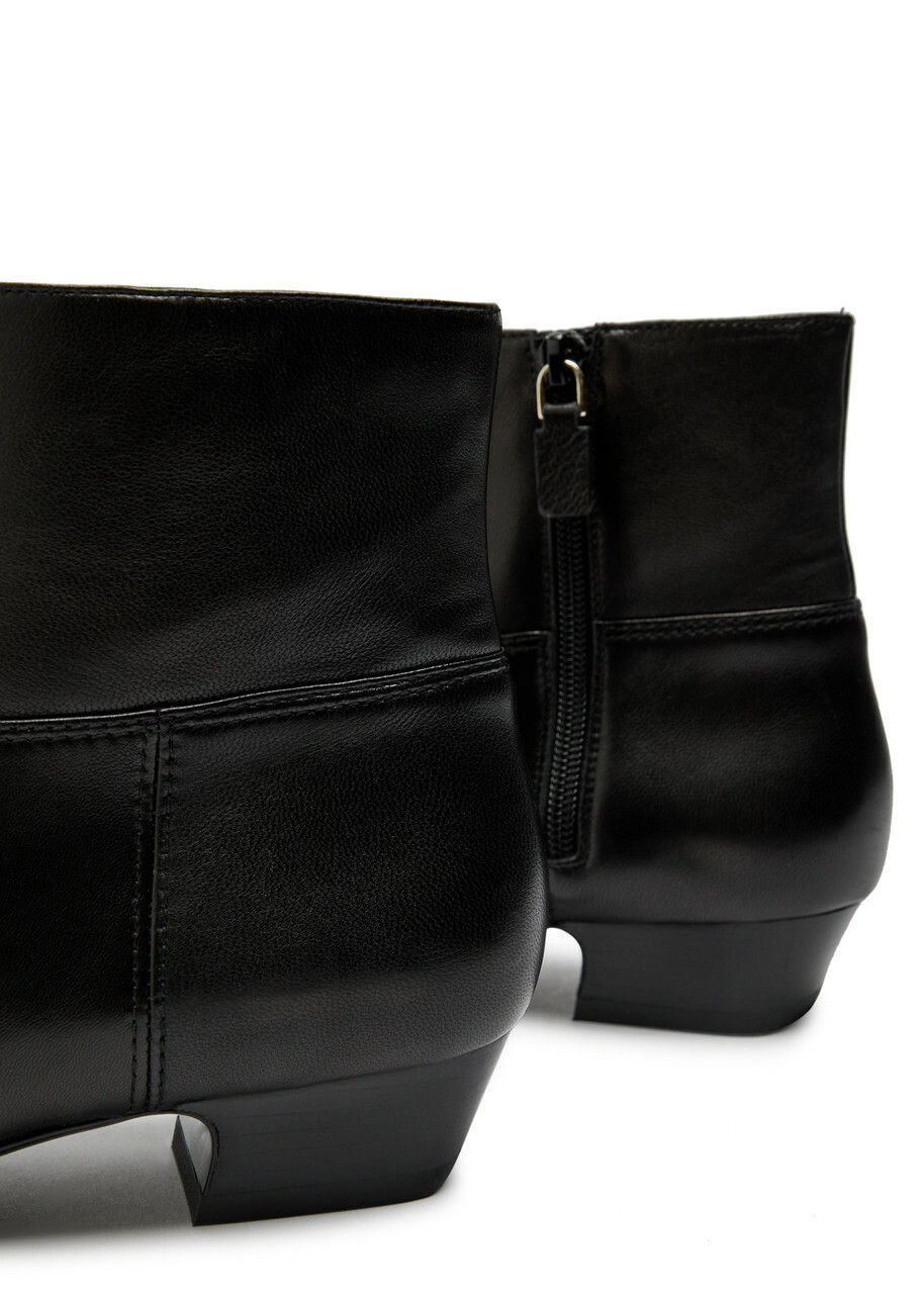 Stuart Weitzman Stassi 20 Leather Ankle Boots Black
