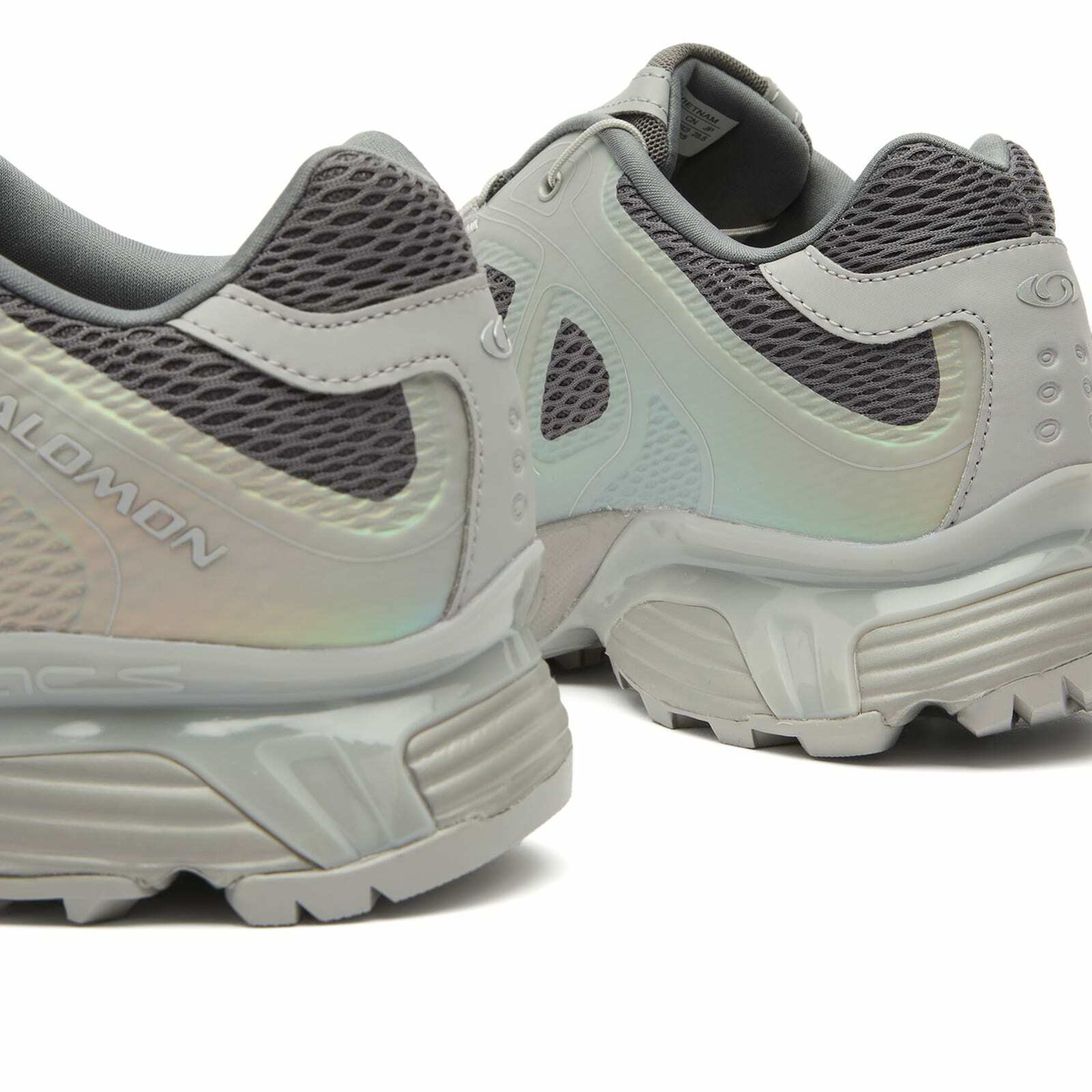 Salomon XT-WHISPER VOID Sneaker in Alloy/Castlerock/Silver